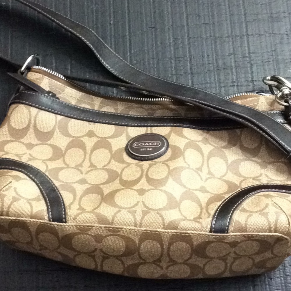 Coach Tan and Black Women's Bag - Picture 4 of 4